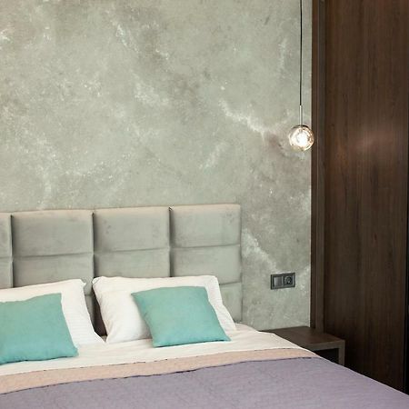 Odss Suites โอเดสซา ภายนอก รูปภาพ