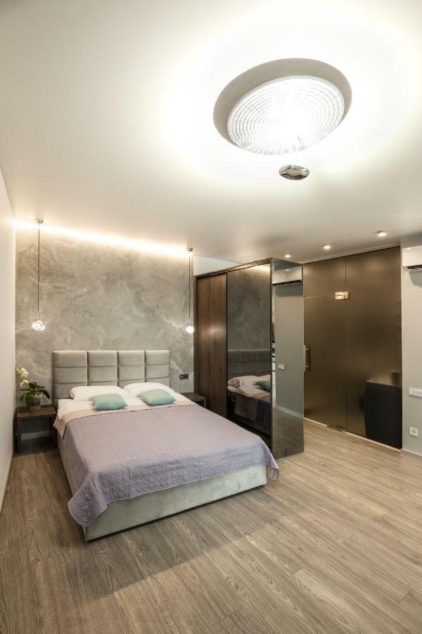 Odss Suites โอเดสซา ภายนอก รูปภาพ