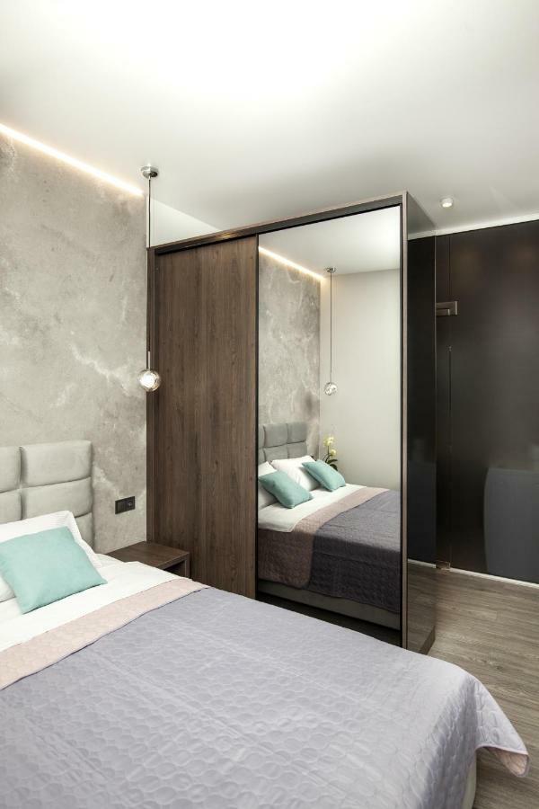 Odss Suites โอเดสซา ภายนอก รูปภาพ